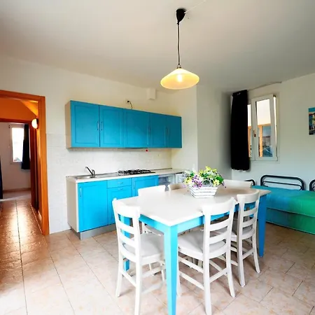 Διαμέρισμα In 22100 *