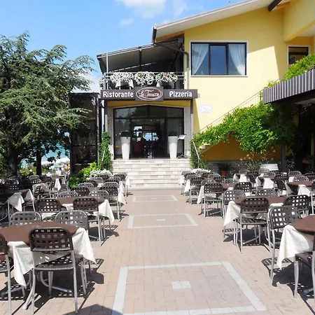 Bella Italia Ortensia - Garda 22081 Peschiera del Garda