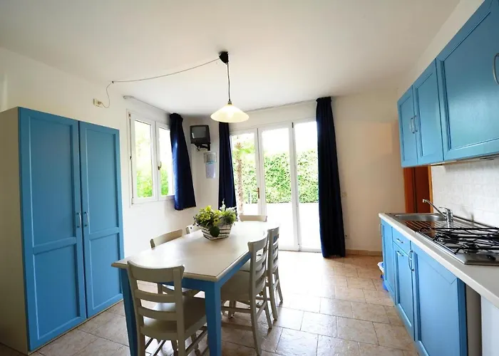 Bella Italia Ortensia - Garda 22081 Peschiera del Garda