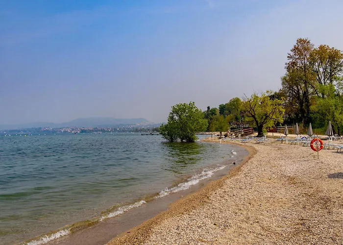 Bella Italia Ortensia - Garda 22081 Apartment